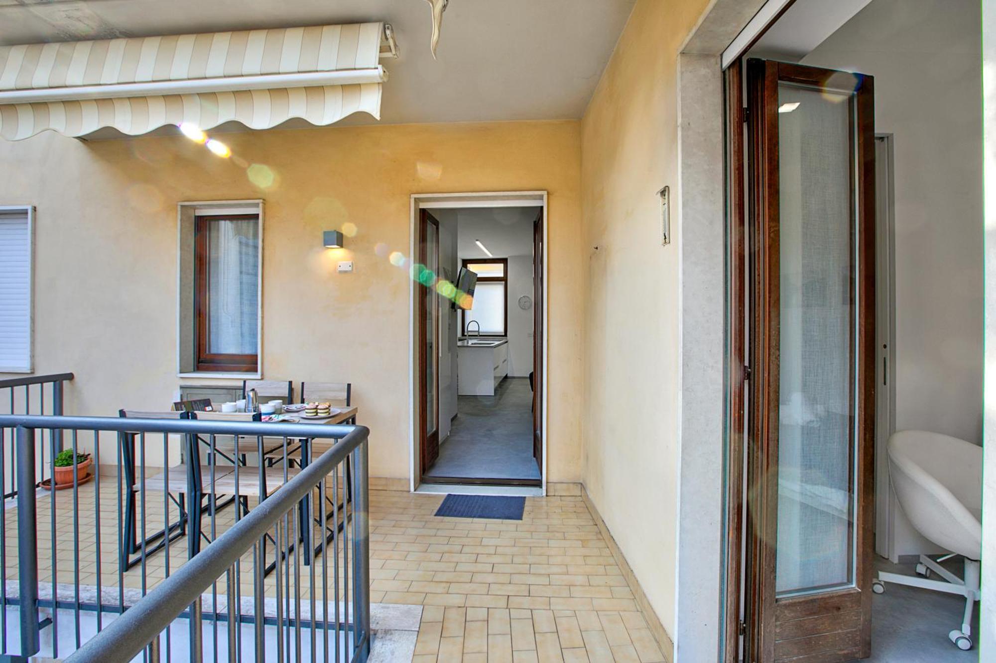 Quiet Oasis In Heart - Happy Apartment *