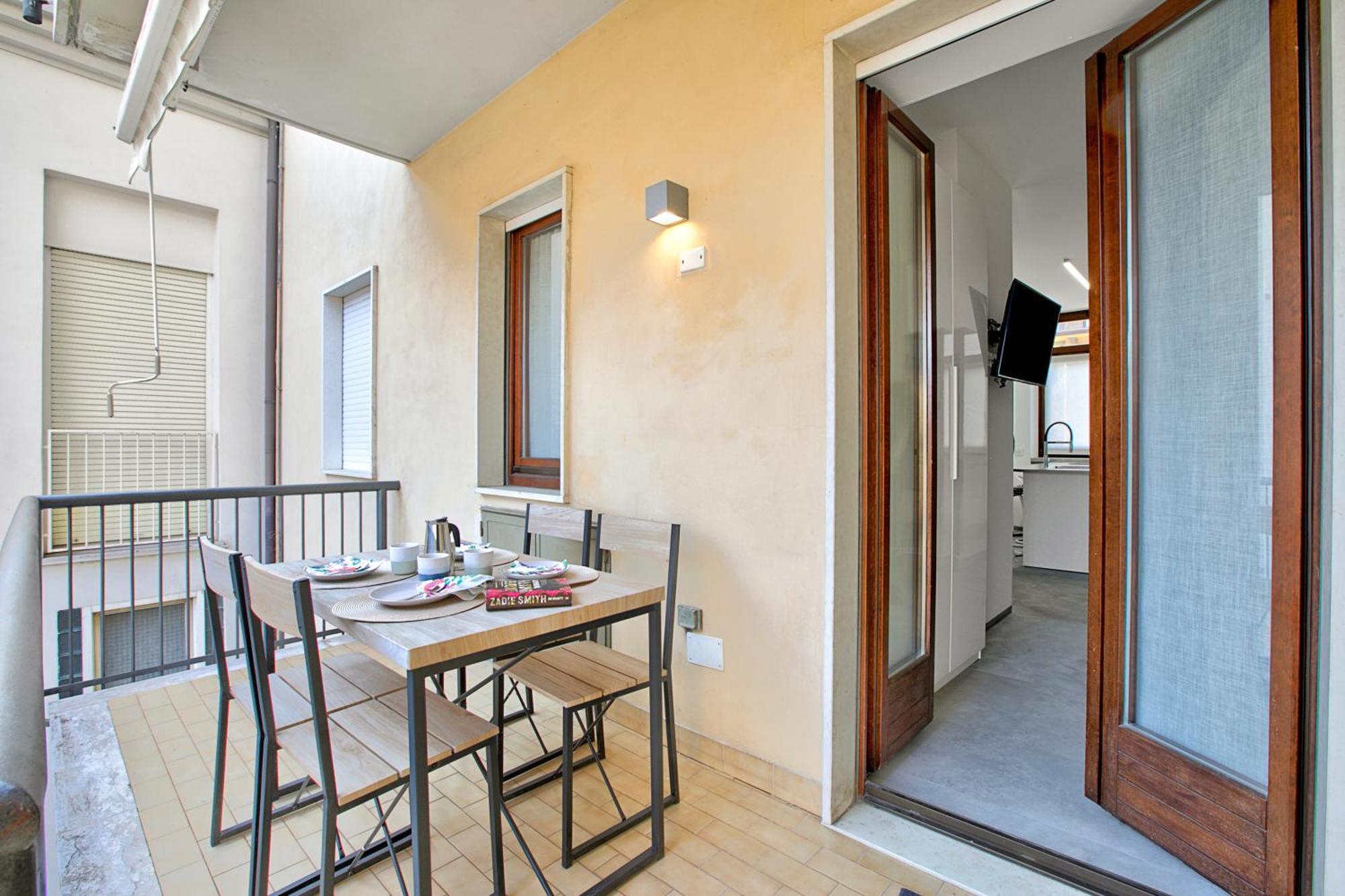 Quiet Oasis In Heart - Happy * Riva del Garda